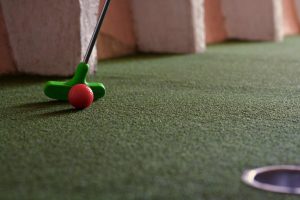 Things to do with kids Bournemouth mini golf
